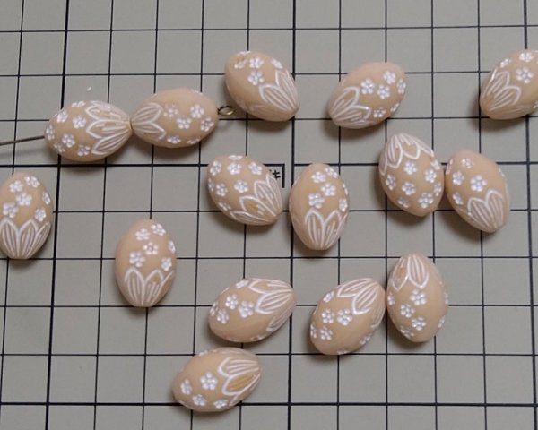 画像2: ヴィンテージ/ドイツ/プラスチック/フローラルオーバル/ミルクティ(2個) (2)