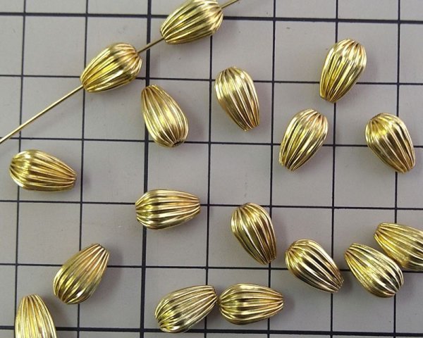 画像2: メッキなし真鍮/ビーズ/リブドロップ(2個) (2)