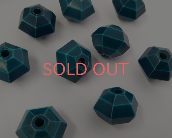 画像1: ヴィンテージ/ドイツ/プラスチック/大きな多面体/ブルーグリーン(1個) (1)