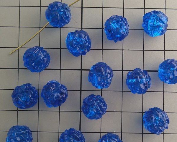 画像2: ヴィンテージ/ドイツ/ルーサイト/バロックラウンド/クリアブルー/約11mm(2個) (2)