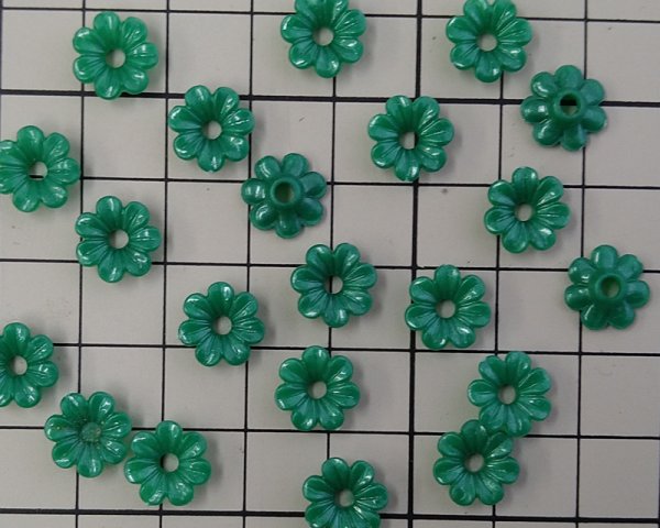 画像2: ヴィンテージ/ドイツ/プラスティック/フラワーL/グリーン(4個) (2)