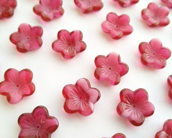 画像4: チェコガラスビーズ/ラージフラワー/フーシャ×ホワイト/約16mm(2個) (4)