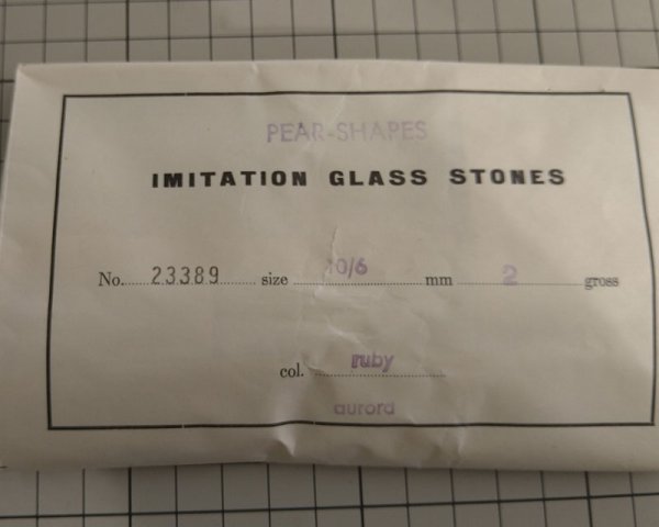 画像2: ヴィンテージ/ドイツ/ガラス/ルビーオーロラ/10×6mm(4個) (2)