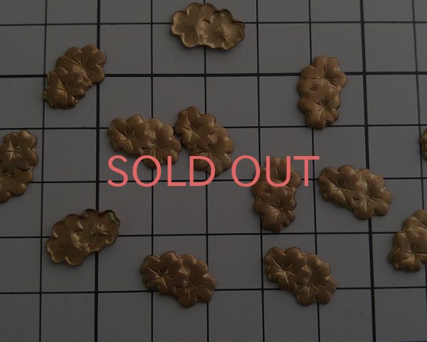 画像2: デッドストック/ブラススタンピング/ツインフラワー(1個) (2)