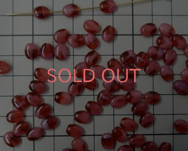 画像2: チェコガラスビーズ/フラットオーバル/レッドホワイト/約8×6mm(4個) (2)