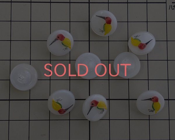画像2: ヴィンテージ/チェコ/ガラスボタン/キツツキ/イエロー/約14mm(1個) (2)