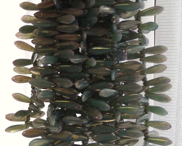 画像3: チェコガラスビーズ/ダガー/ミルキーグリーン×ピンクトパーズラスター/16×5mm(10個) (3)