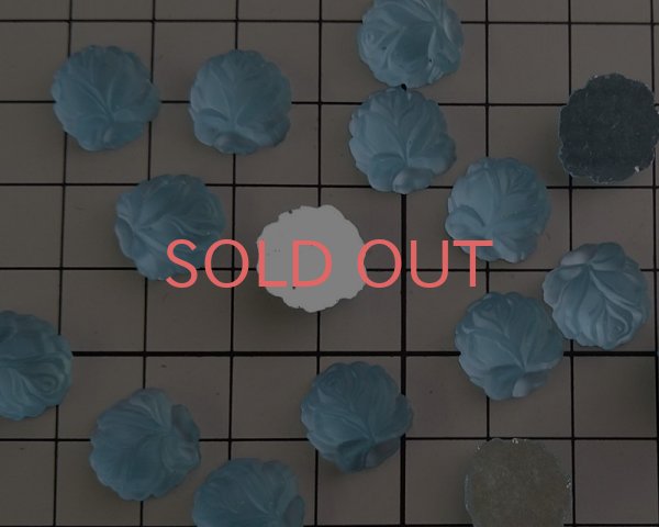 画像2: ns207/ヴィンテージ/ドイツ/ガラスカボション/ローズ/フロストブルー（1個） (2)