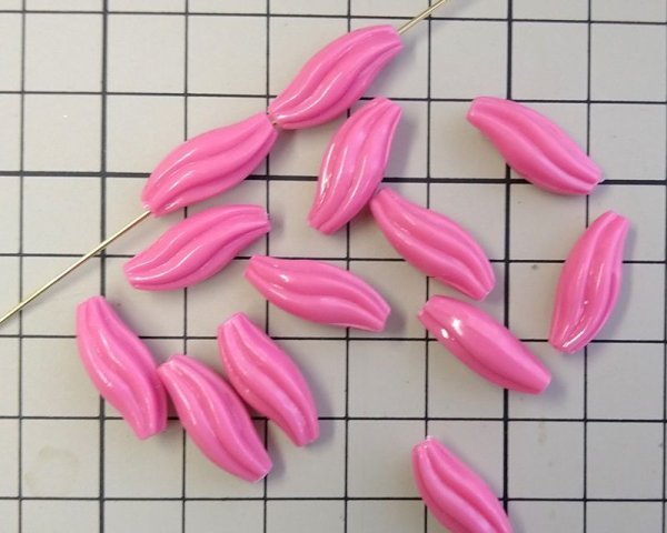 画像2: ヴィンテージ/ドイツ/プラスチック/なみなみチューブ/ピンク(2個) (2)