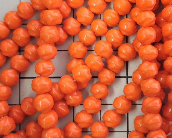 画像2: チェコガラスビーズ/スネイルツイスト/オペークオレンジ/約7mm(10個) (2)