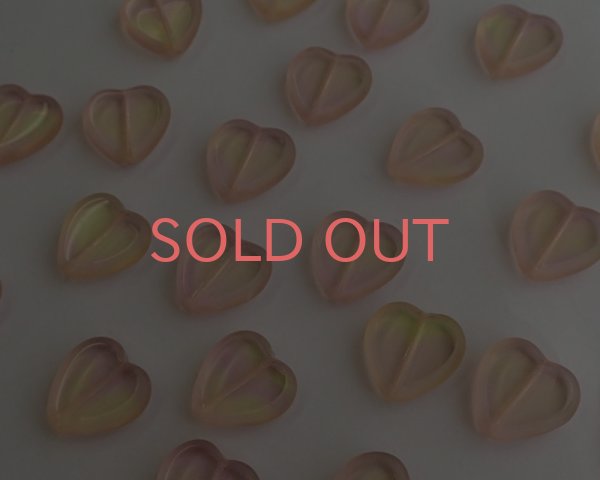 画像2: チェコガラスビーズ/テーブルカットハート/ロザリンイエロー(1個) (2)