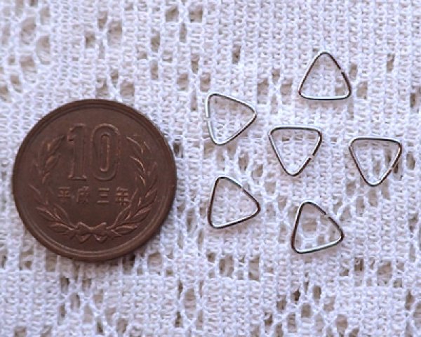 画像2: 三角カン/ロジウム/8mm(10個) (2)