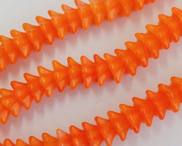 画像2: チェコガラスビーズ/トランペットフラワー/オレンジオパール(4個) (2)