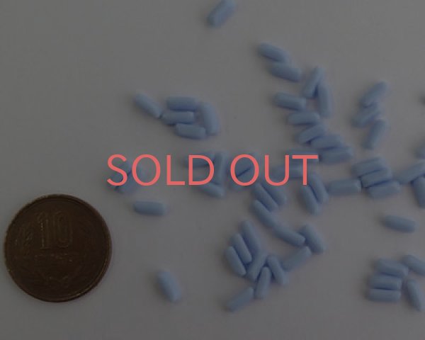 画像2: ヴィンテージ/ドイツ/オペークベビーブルー/7×3mm(6個) (2)