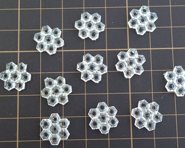 画像2: ヴィンテージ/ヨーロッパ/プラスチック/フラワーパーツ(4個) (2)