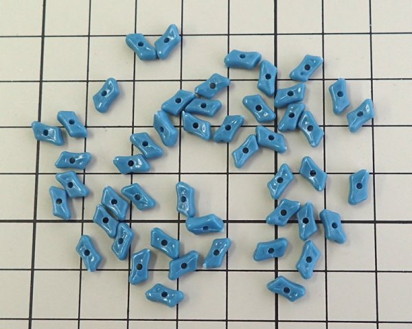 画像2: ヴィンテージ/ドイツ/プラスチック/四辺形ロンデル/ブルーグリーン(10個) (2)