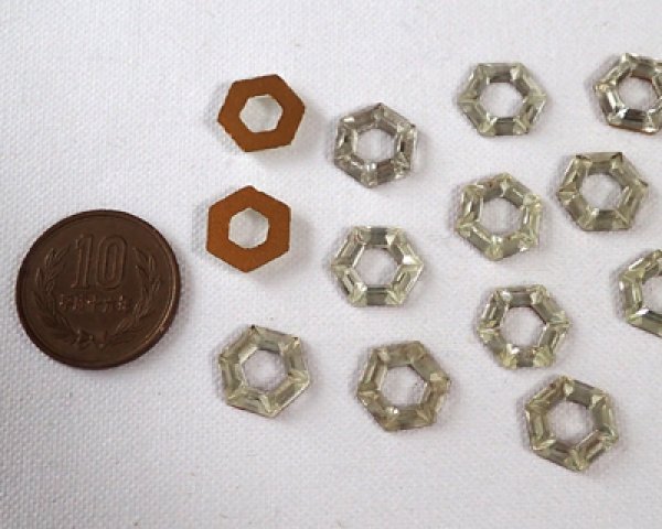 画像2: ヴィンテージ/ドイツ/ガラスカボション/クリアヘキサゴン(1個) (2)