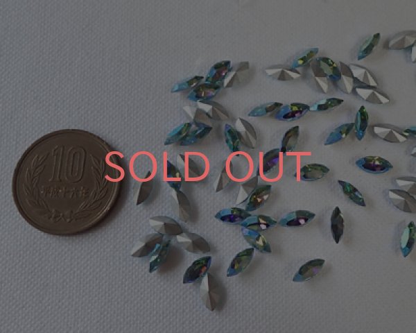 画像2: ヴィンテージ/スワロフスキー/アクアマリンオーロラ/ナベット/8×4mm(4個) (2)