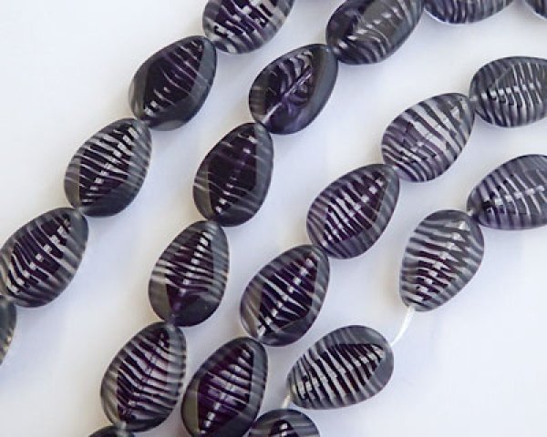 画像2: チェコガラスビーズ/ウィンドウドロップ/アメシストストライプ(4個) (2)