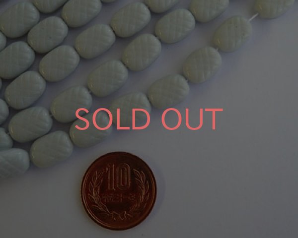 画像2: チェコガラスビーズ/テクスチャードオーバル/ライトグレー(6個) (2)