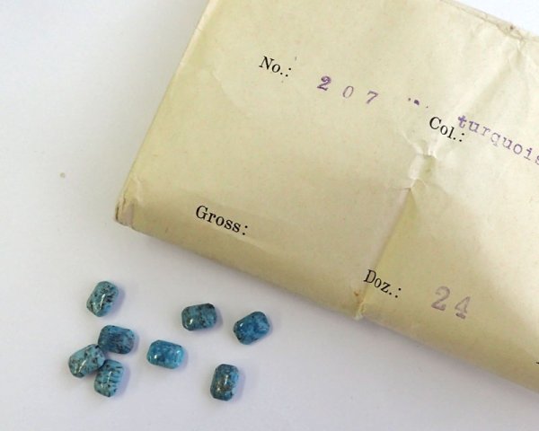 画像2: ヴィンテージ/ドイツ/ガラス/ターコイズマトリックス/8×6mm(2個) (2)