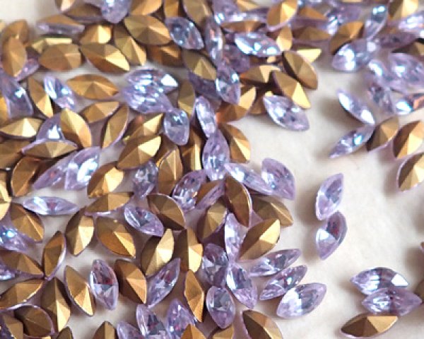 画像1: ヴィンテージ/チェコ/ガラスストーン/アレキサンドライト/8×4mm(2個) (1)