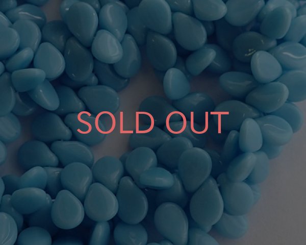 画像2: チェコガラスビーズ/ミニドロップ/ライトブルー(10個） (2)