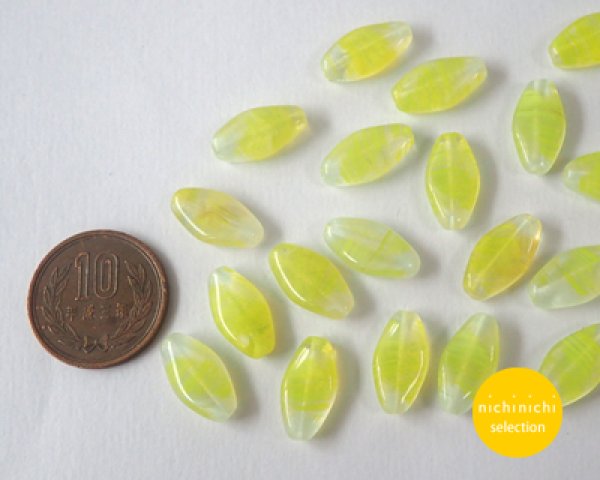 画像2: ns053/ヴィンテージ/ドイツ/ツイストオーバル/イエローストライプ(4個) (2)