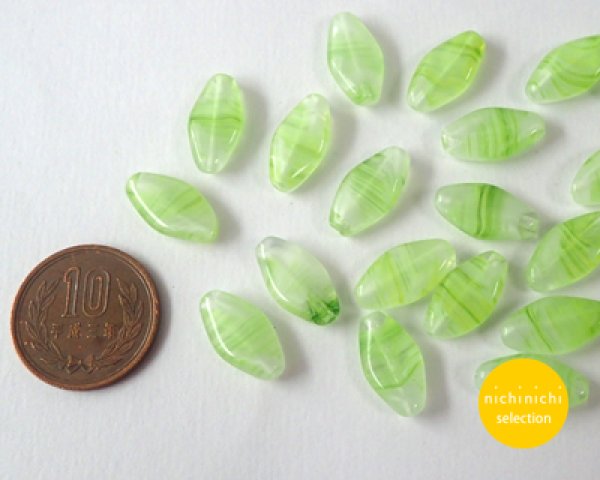 画像2: ns053/ヴィンテージ/ドイツ/ツイストオーバル/グリーンストライプ(4個) (2)