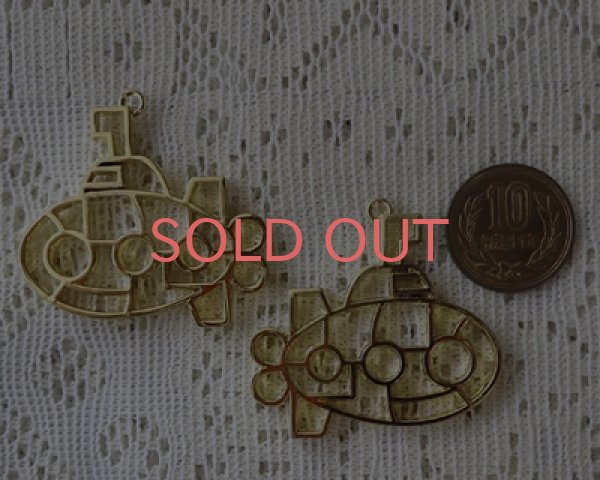 画像2: レジン用カラワク/潜水艦/ゴールド/売り切りSALE 80%OFF(1個) (2)