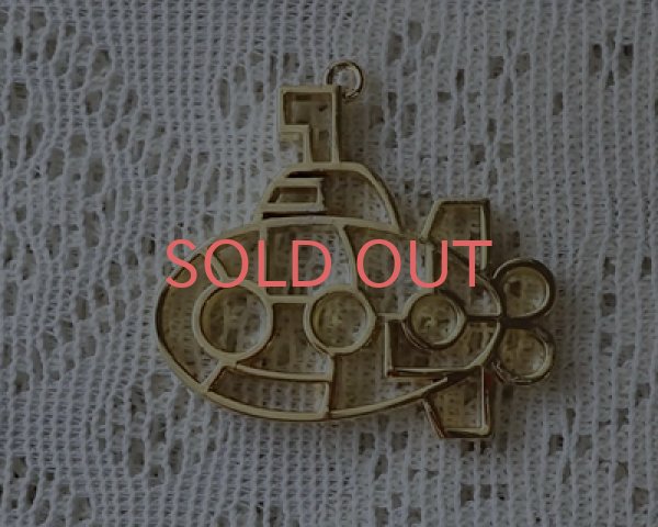 画像1: レジン用カラワク/潜水艦/ゴールド/売り切りSALE 80%OFF(1個) (1)