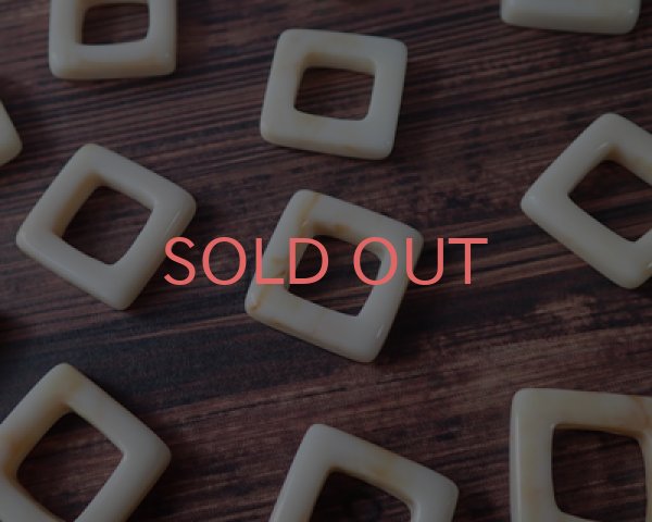 画像1: アクリル/スクエアフープ/アイボリーマーブル(4個) (1)