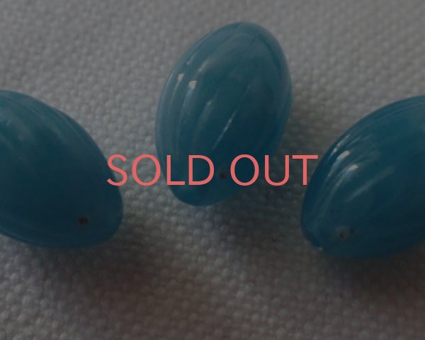 画像2: プラスチックビーズ/ウェーブオーバル/アクアマーブル(10個) (2)