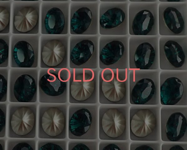 画像3: オーストリア製クリスタルガラス/#4160/エメラルド/10×8mm(1個) (3)