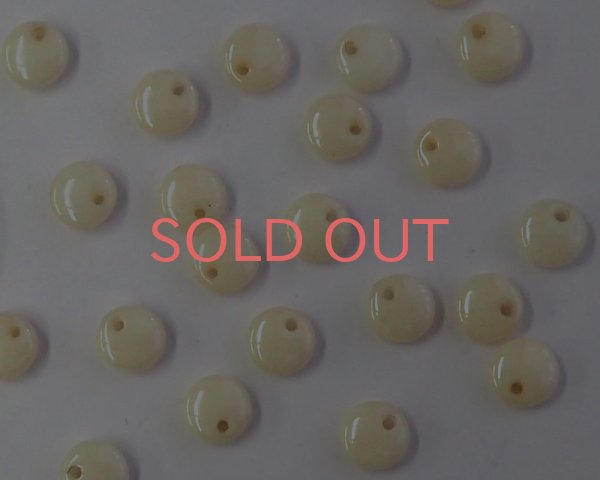 画像1: チェコガラスビーズ/パフラウンドドロップ/6mm/ラスターオペークシャンパーニュ（10個） (1)