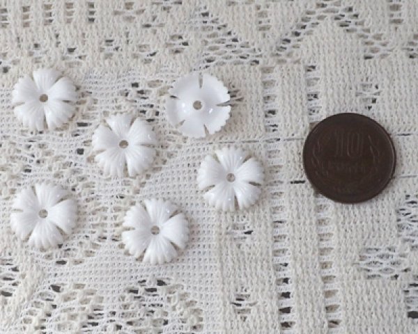 画像2: ヴィンテージ/ドイツ/プラスティック/フラワー8/ホワイト(2個) (2)