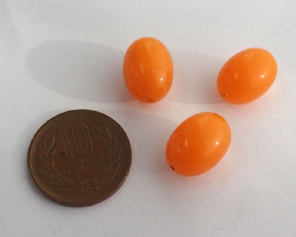 画像2: デッドストック/日本/プラスチック/オレンジオーバル/約16×12mm(4個) (2)
